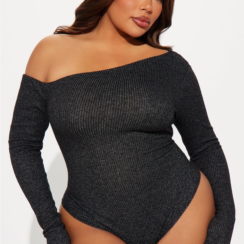Fashion Nova Off-Shoulder Ribbed Long Sleeve Bodysuit - Black